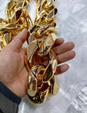 Oversized Cuban Link Chain